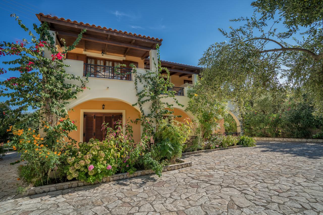 Olga Studios Vasilikos  Luaran gambar